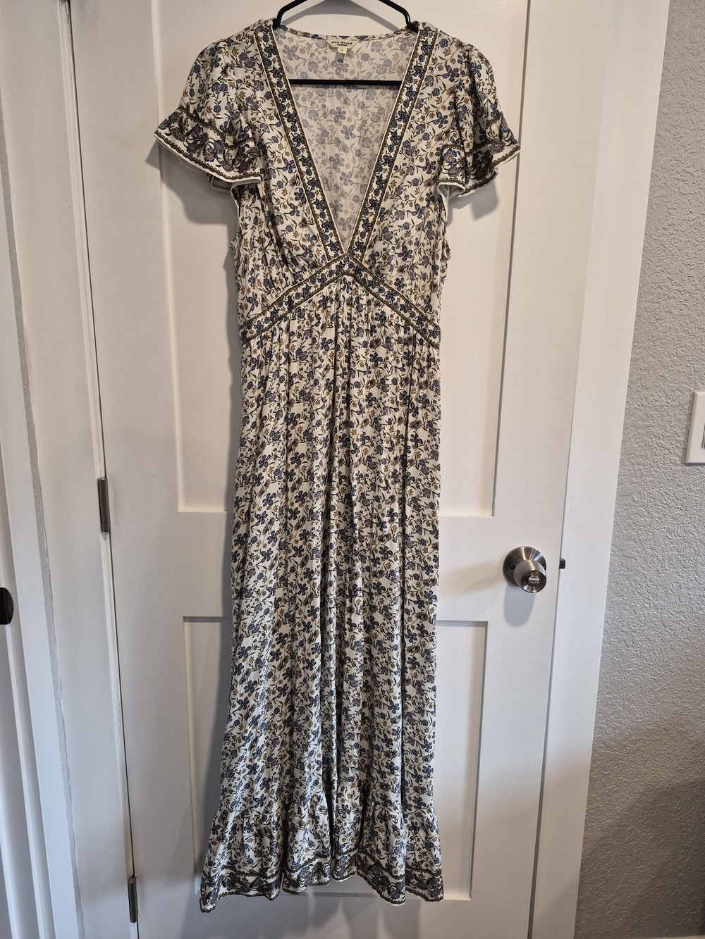 Max Studio Cream Maxi Dress with Navy Floral Print